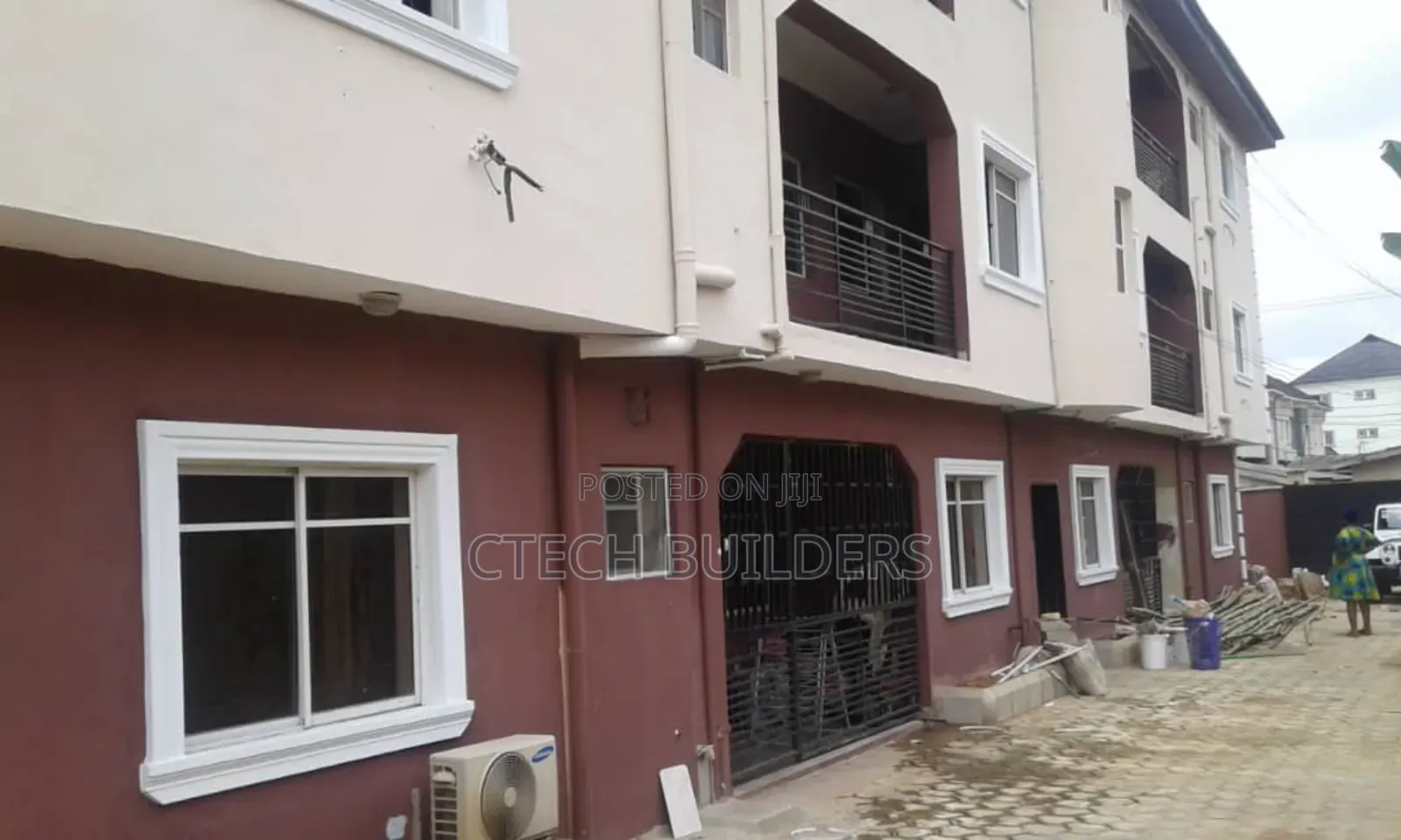 3bdrm Block of Flats in Benin City for sale