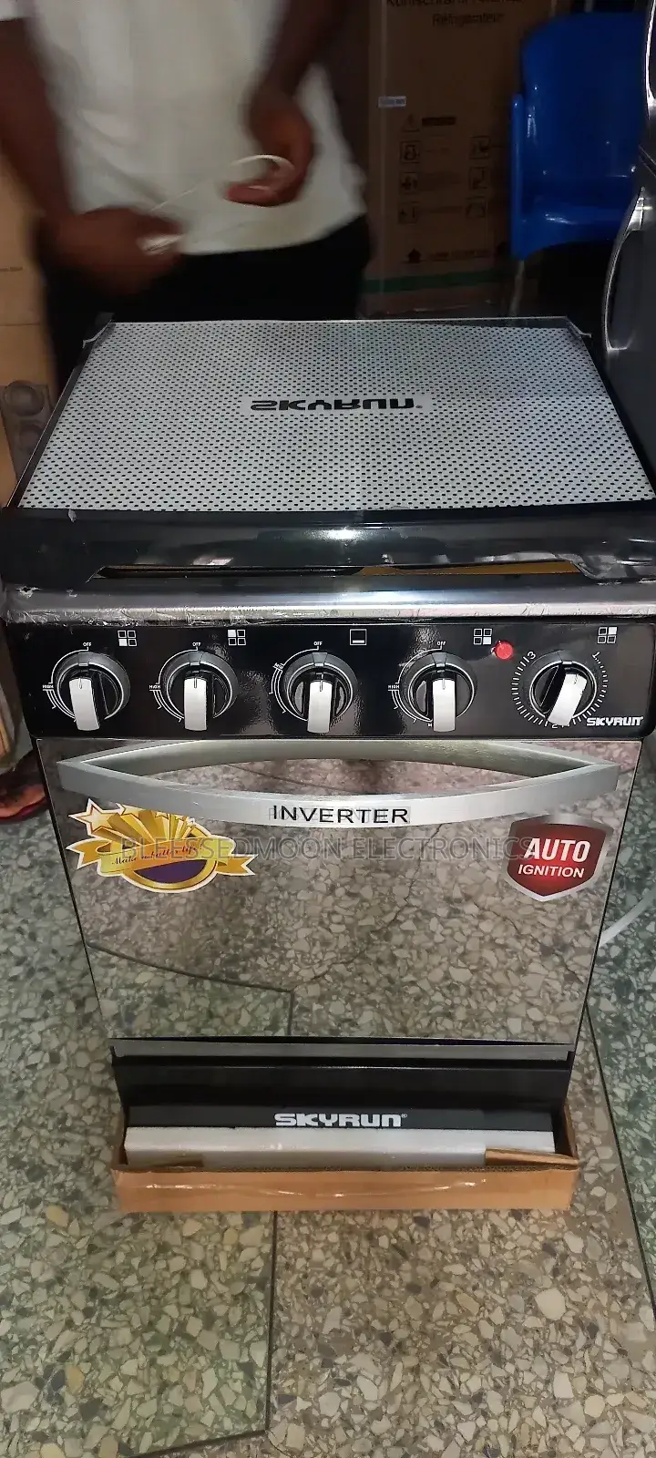Skyrun Blue Frame Inverter Gas Consumption 3by1 Cooker 50x50