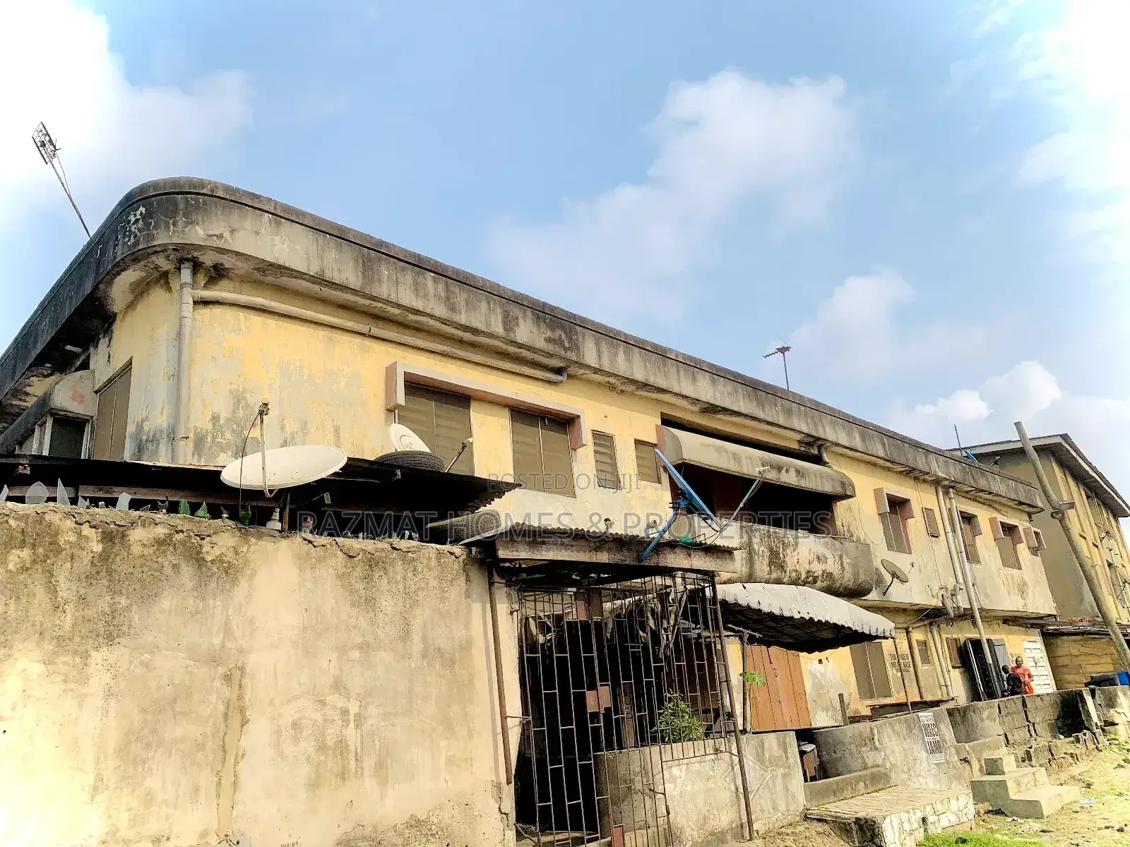 2bdrm Block of Flats in Ijesha for sale