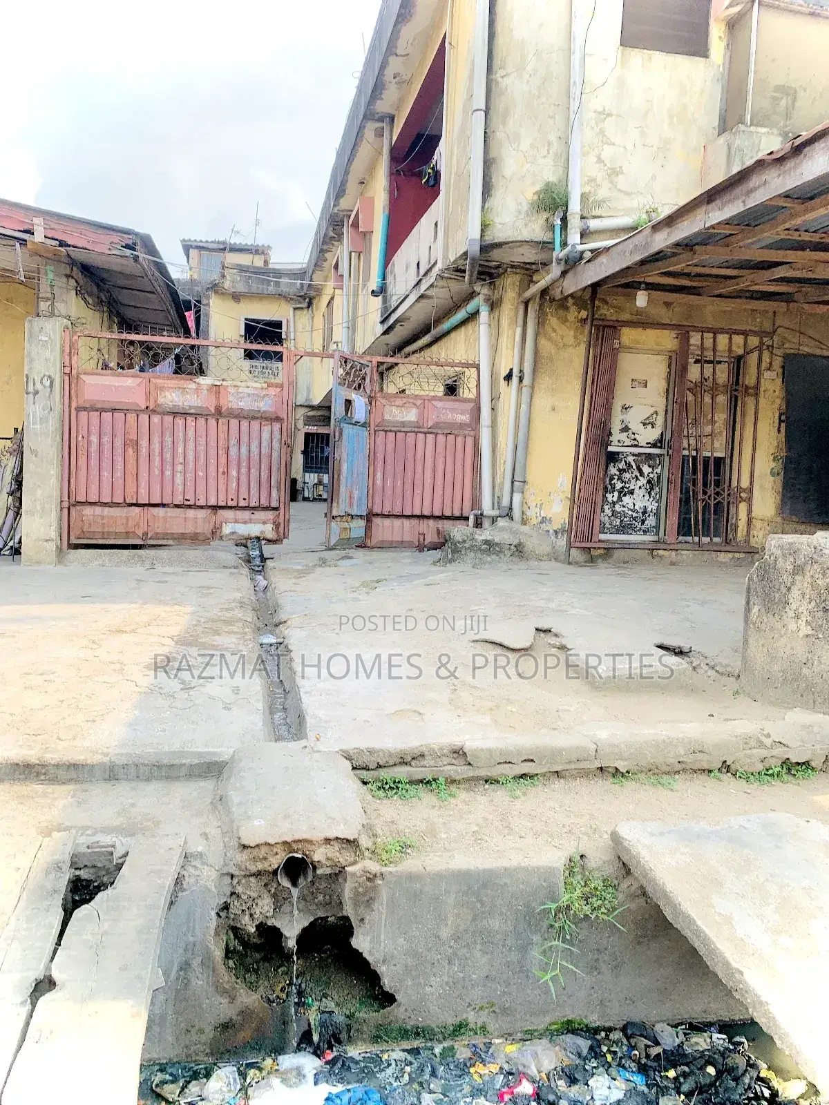 2bdrm Block of Flats in Ijesha for sale