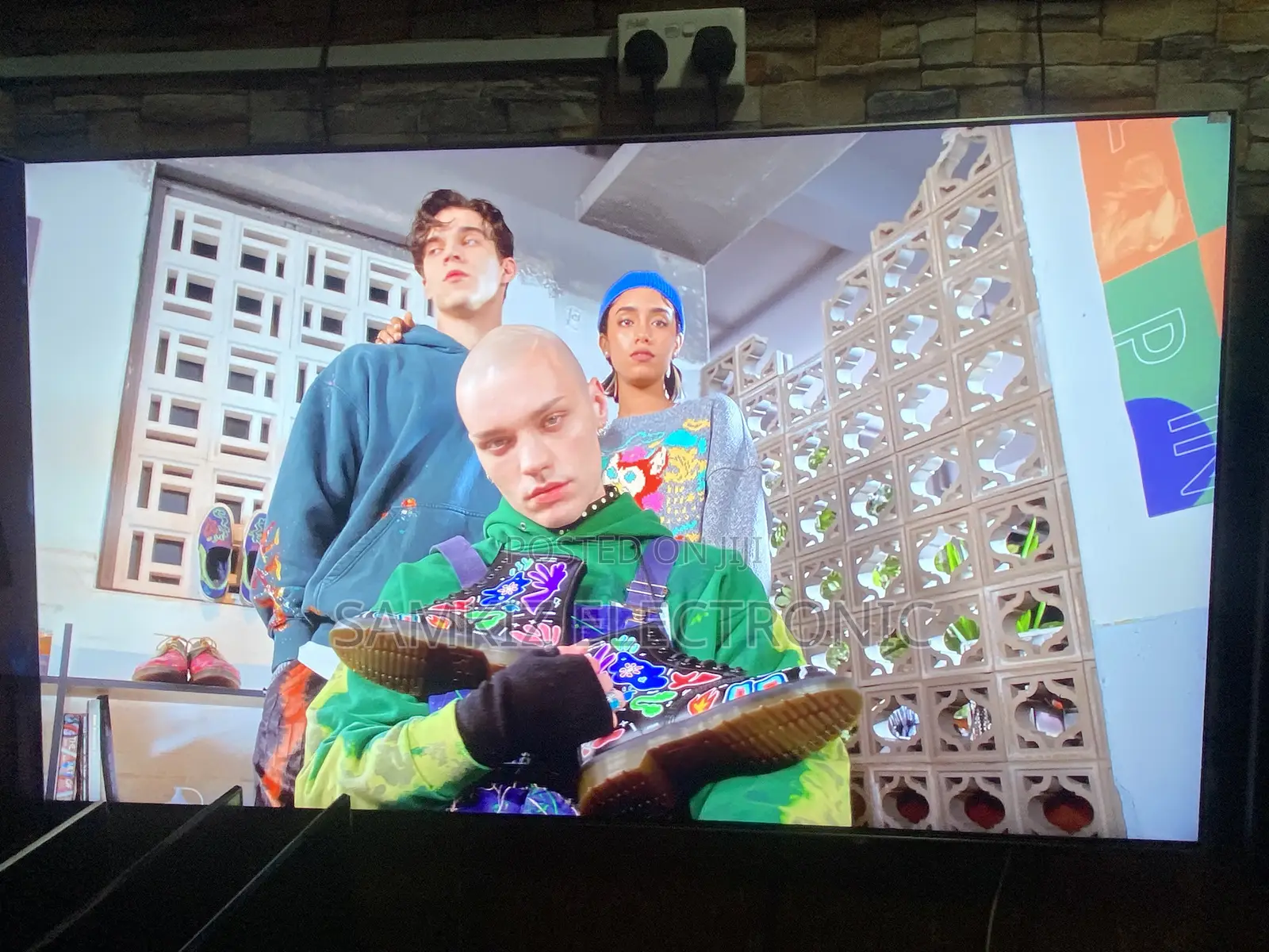 65 Inches Class Qn85c Samsung Neo Qled Smart Tv (2023)