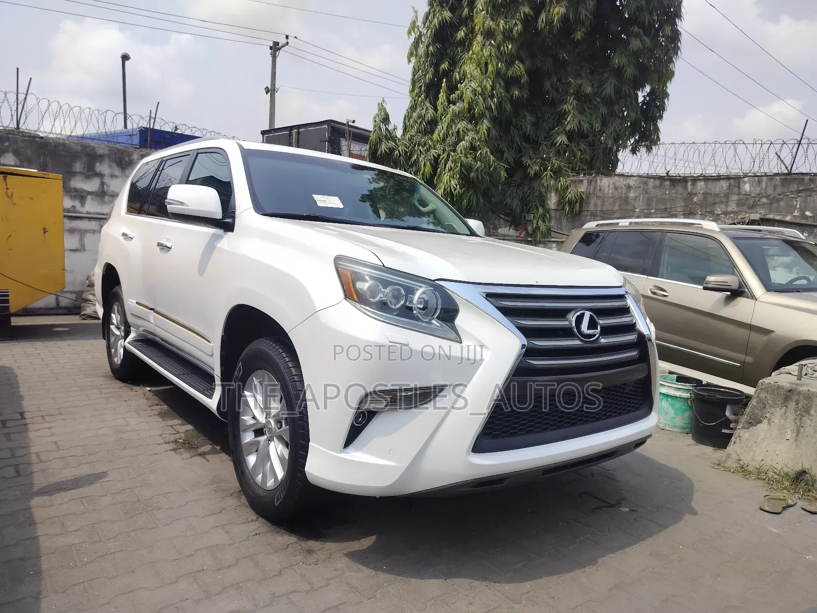 Lexus GX 460 Luxury 2016 White