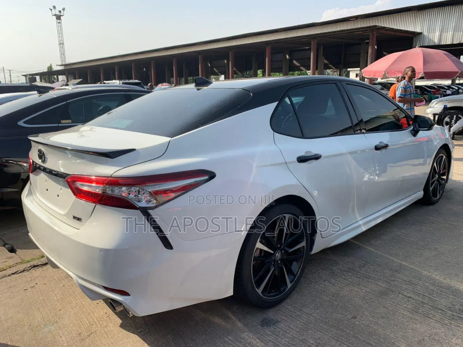 Toyota Camry XSE FWD (2.5L 4cyl 8AM) 2018 White