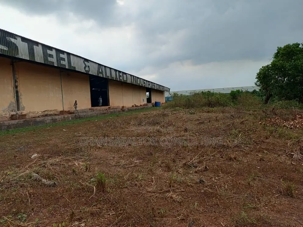8 Acres Industrial/Commercial Property