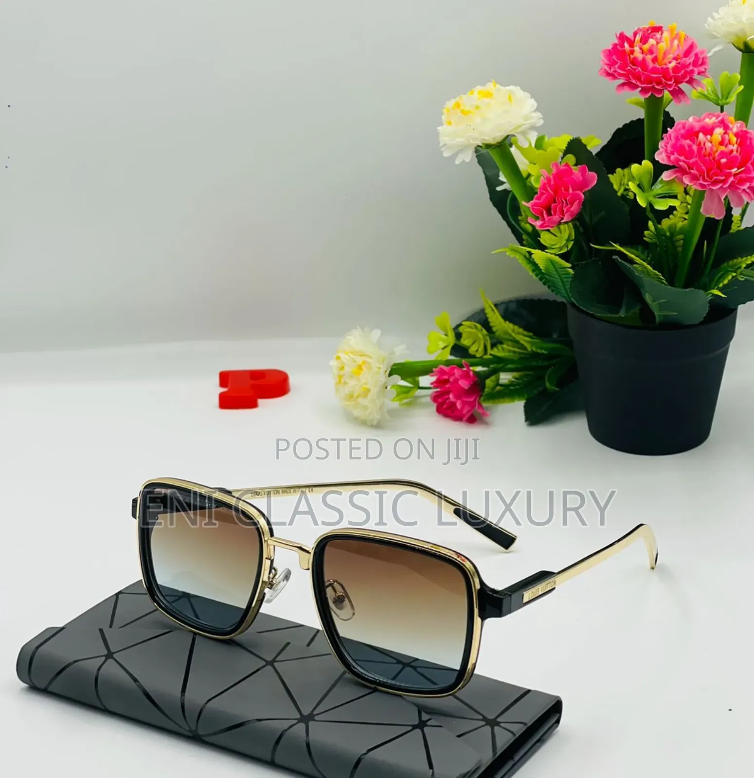 Top Quality Luxury Eyewear Collection Available