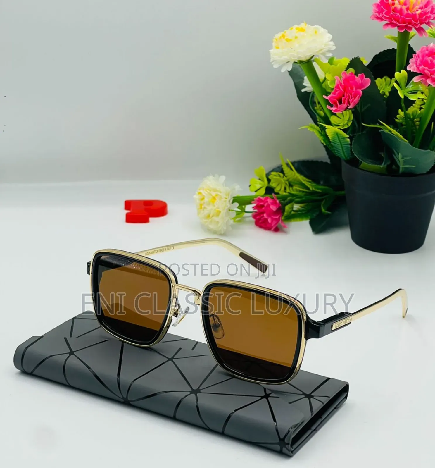 Top Quality Luxury Eyewear Collection Available