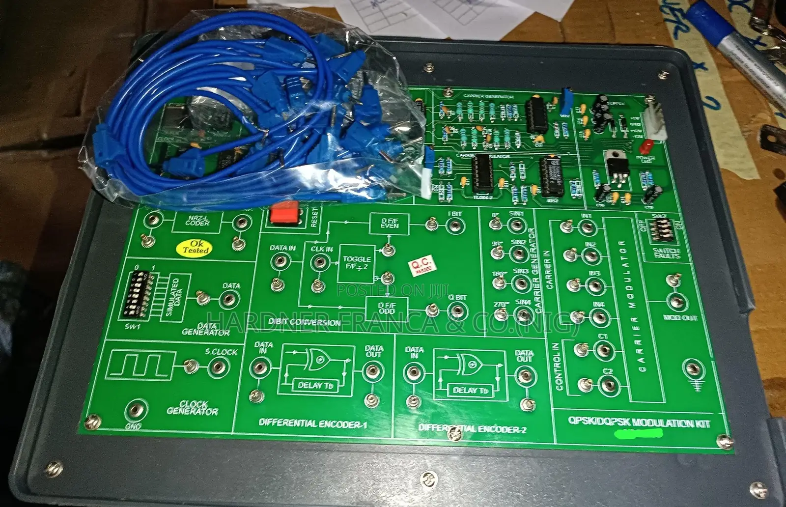 QPSK/DQPSK Digital Communication Trainer Kit