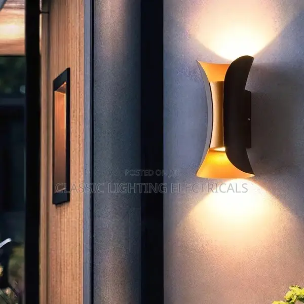 LED Outdoor Waterproof Wall Lamps Up and Down Aluminum Led
