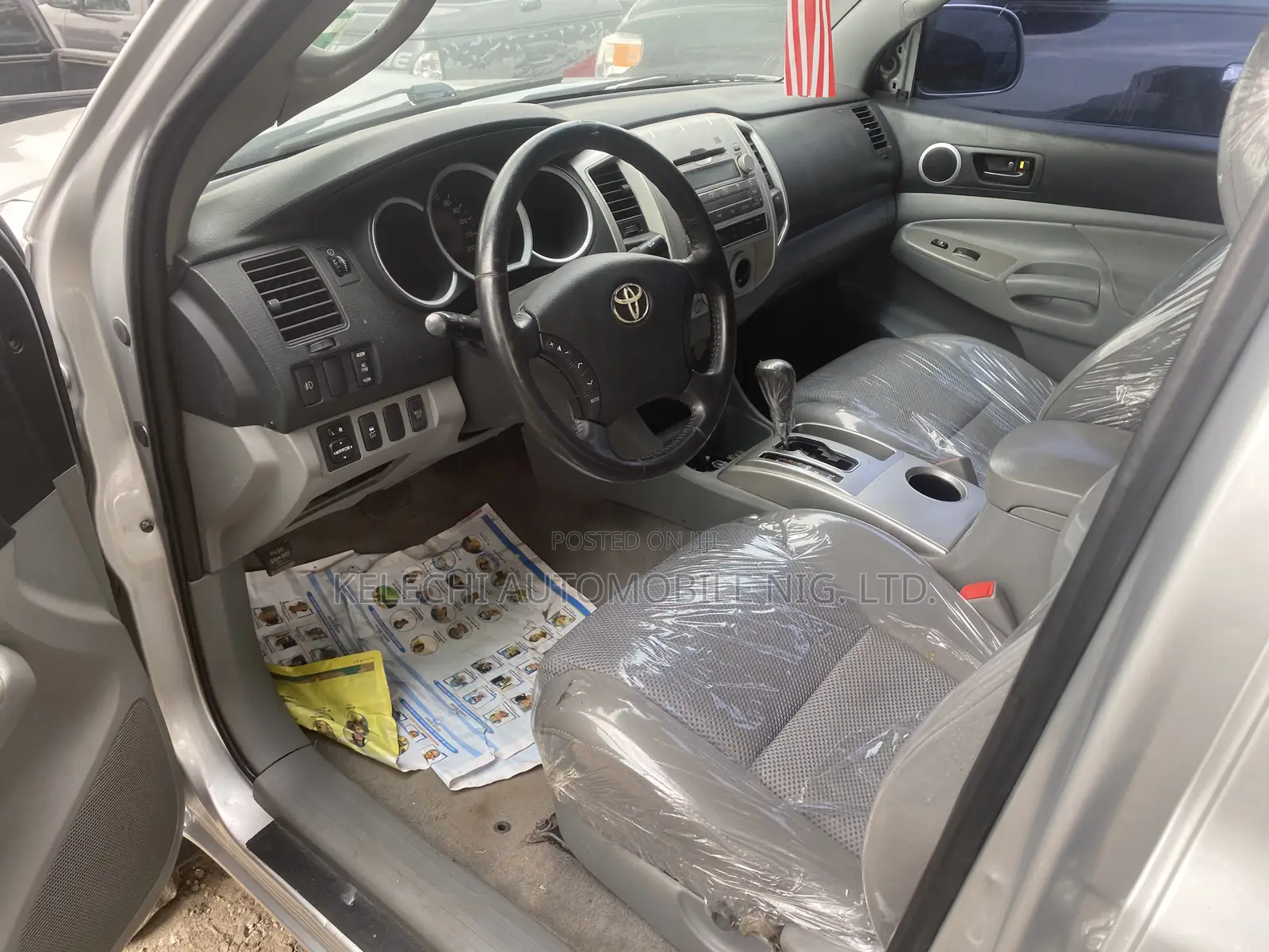 Toyota Tacoma Access Cab V6 Automatic 2010 Silver