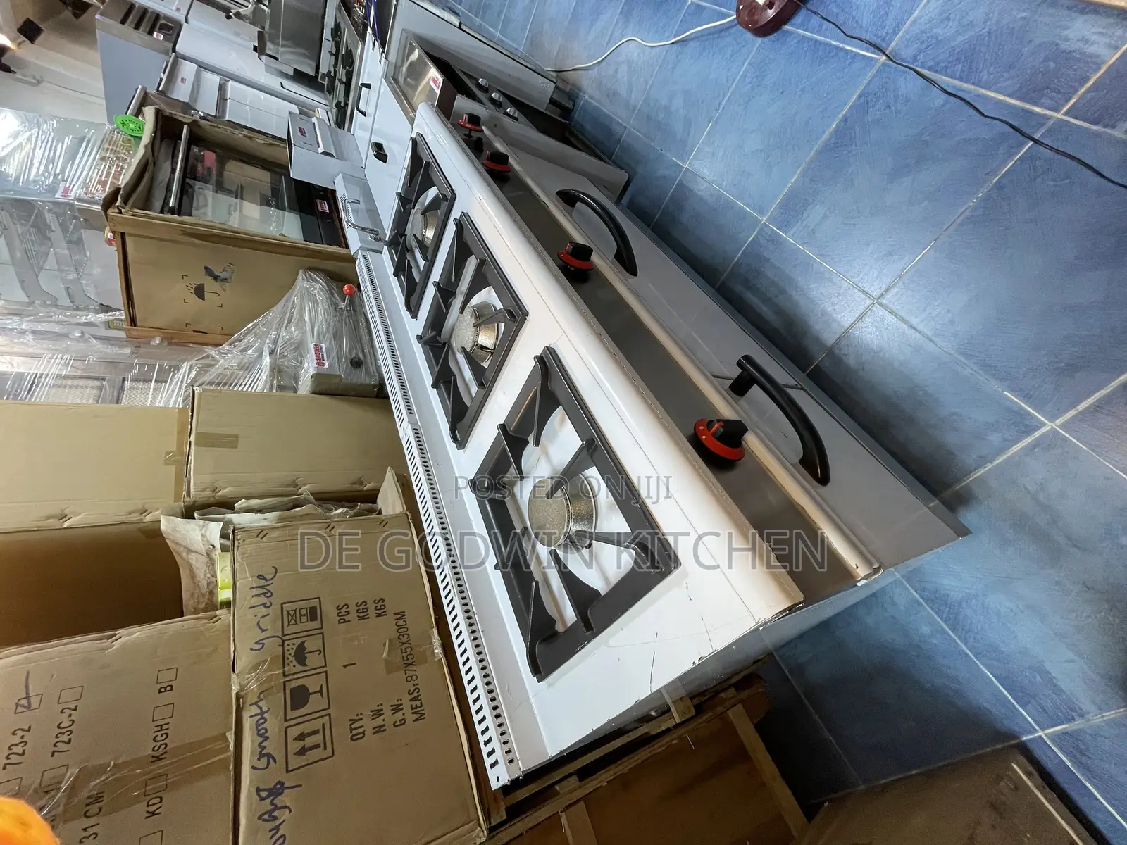 3 Burners Industrial Cooking Rang With Oven