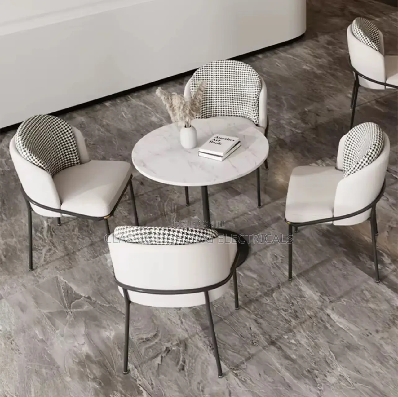 Discussion on Sofa, High-End Hotel, Club, Beauty Salon
