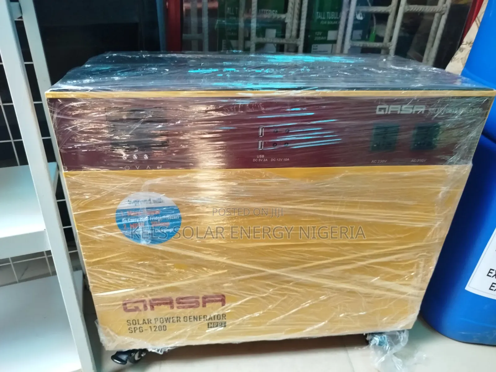 1200w Qasa Solar Generator With 300watts Solar Panels