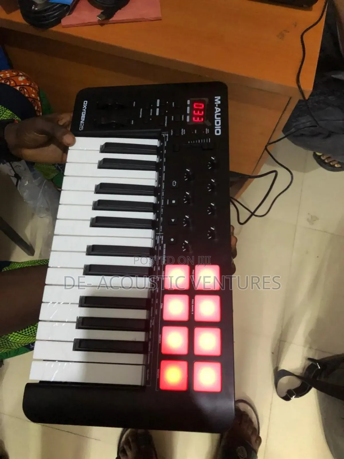 Brand New Oxygen 29 Midi Keyboard