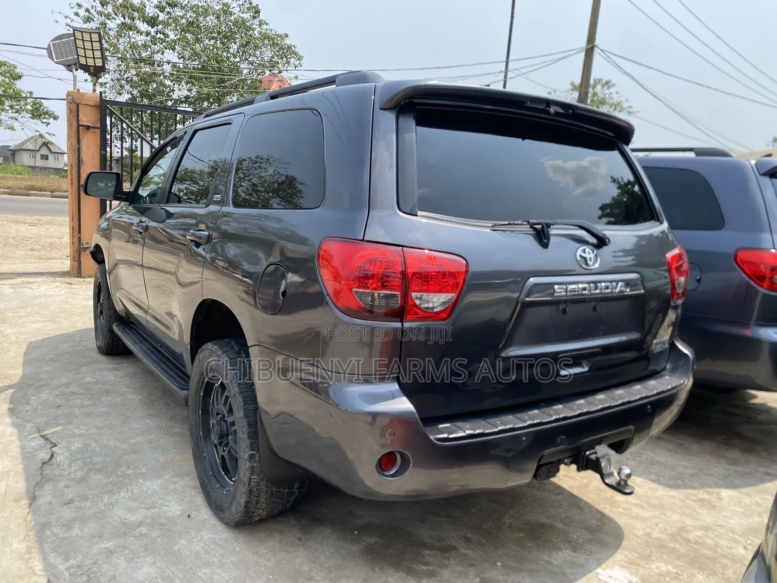 Toyota Sequoia 2016 Gray