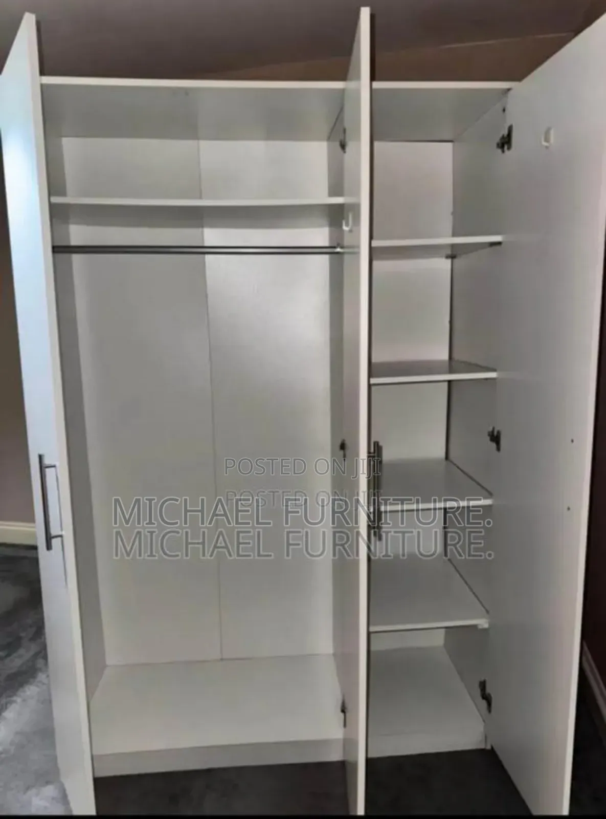 Very Well Designed Top Quality 4x6 Wardrobe