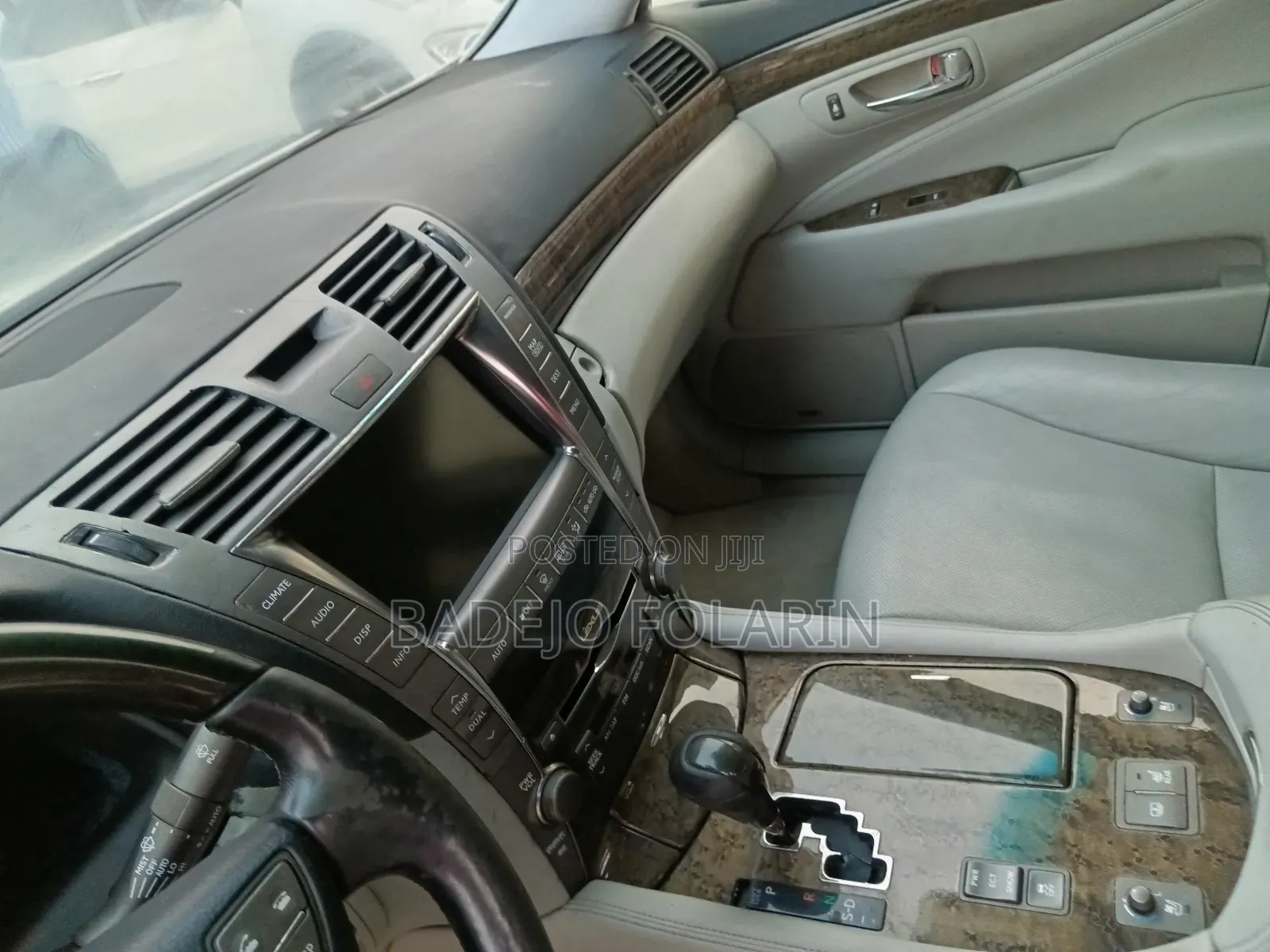 Lexus LS 2008 White
