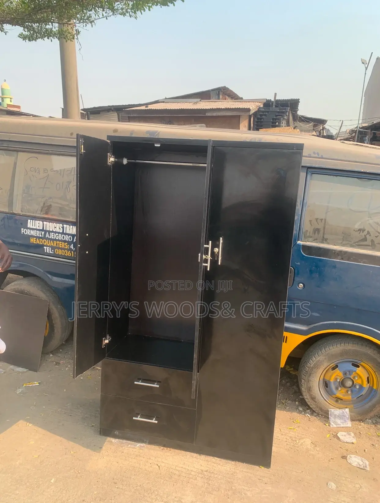 3.5 by 6feet Wardrobe