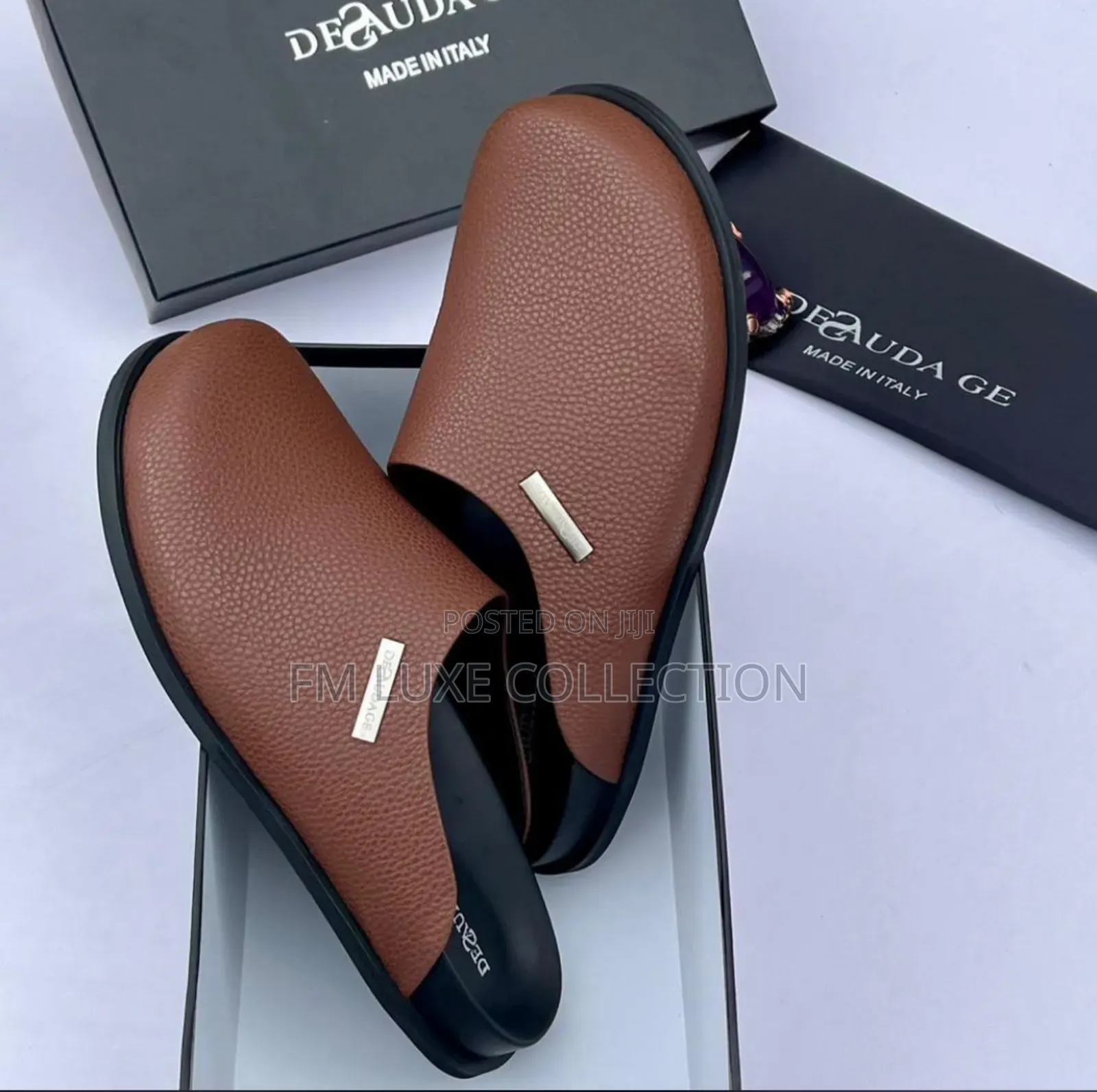 *Desaudage* Half Shoe Available
Color: Black and Brown