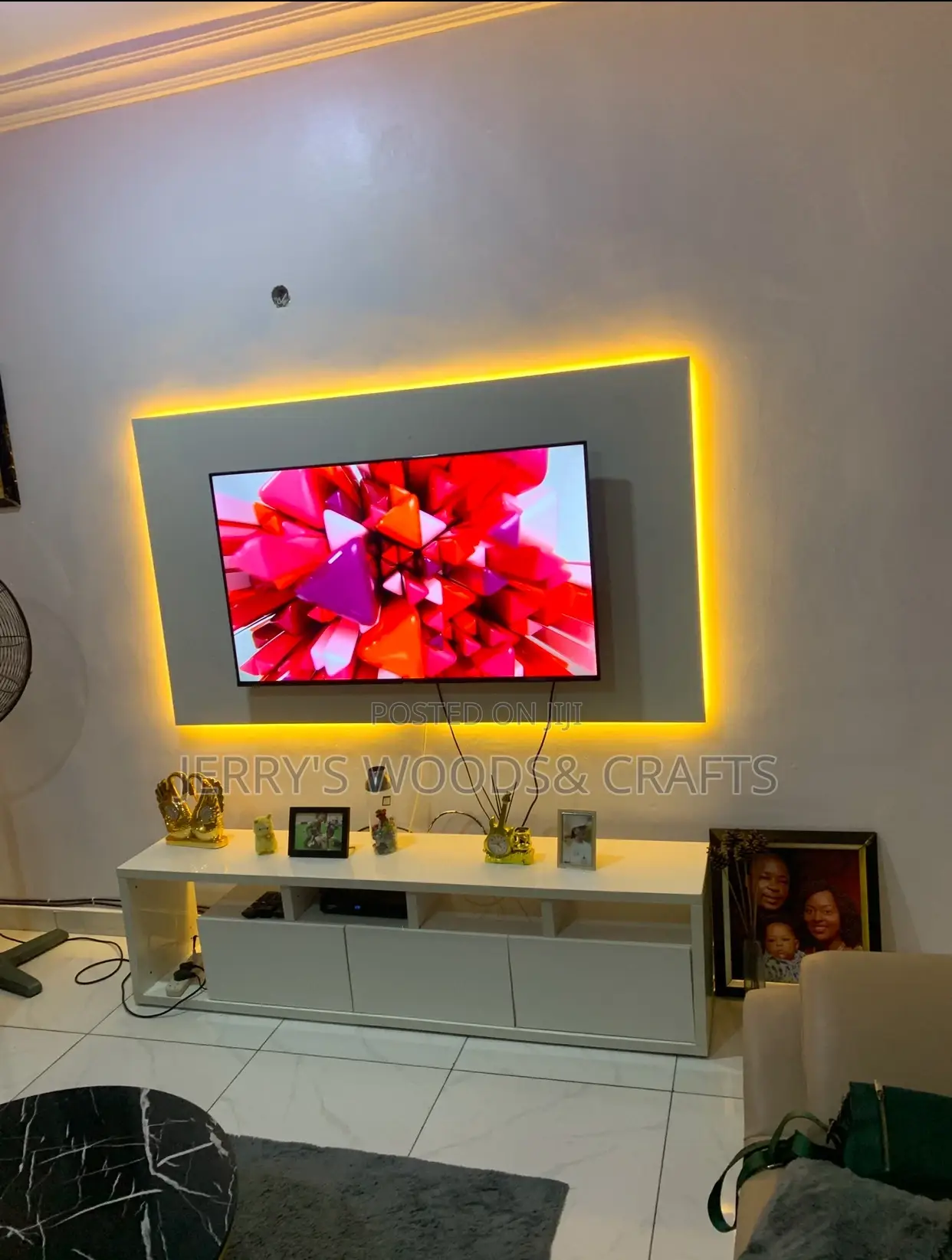 High Gloss Wall Tv Console