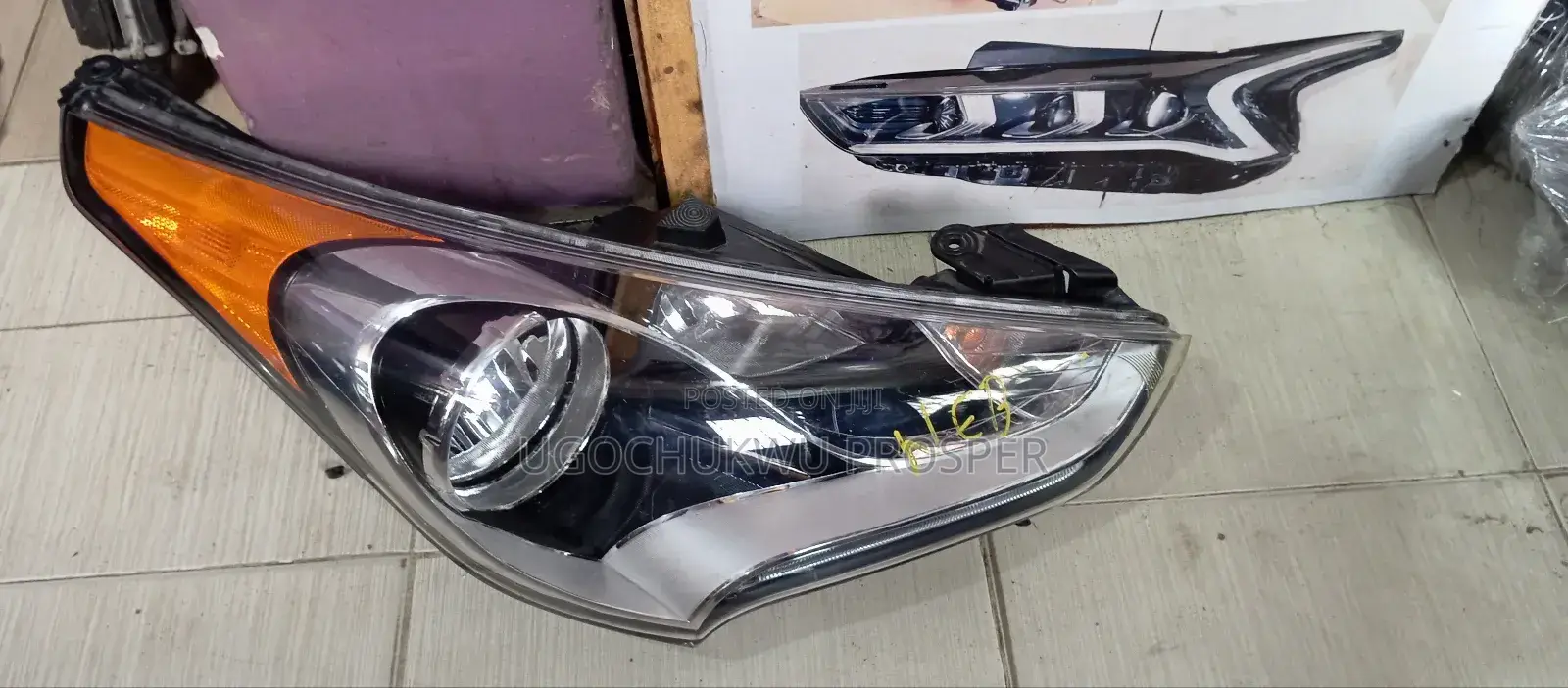 Hyundai Voloster 2012