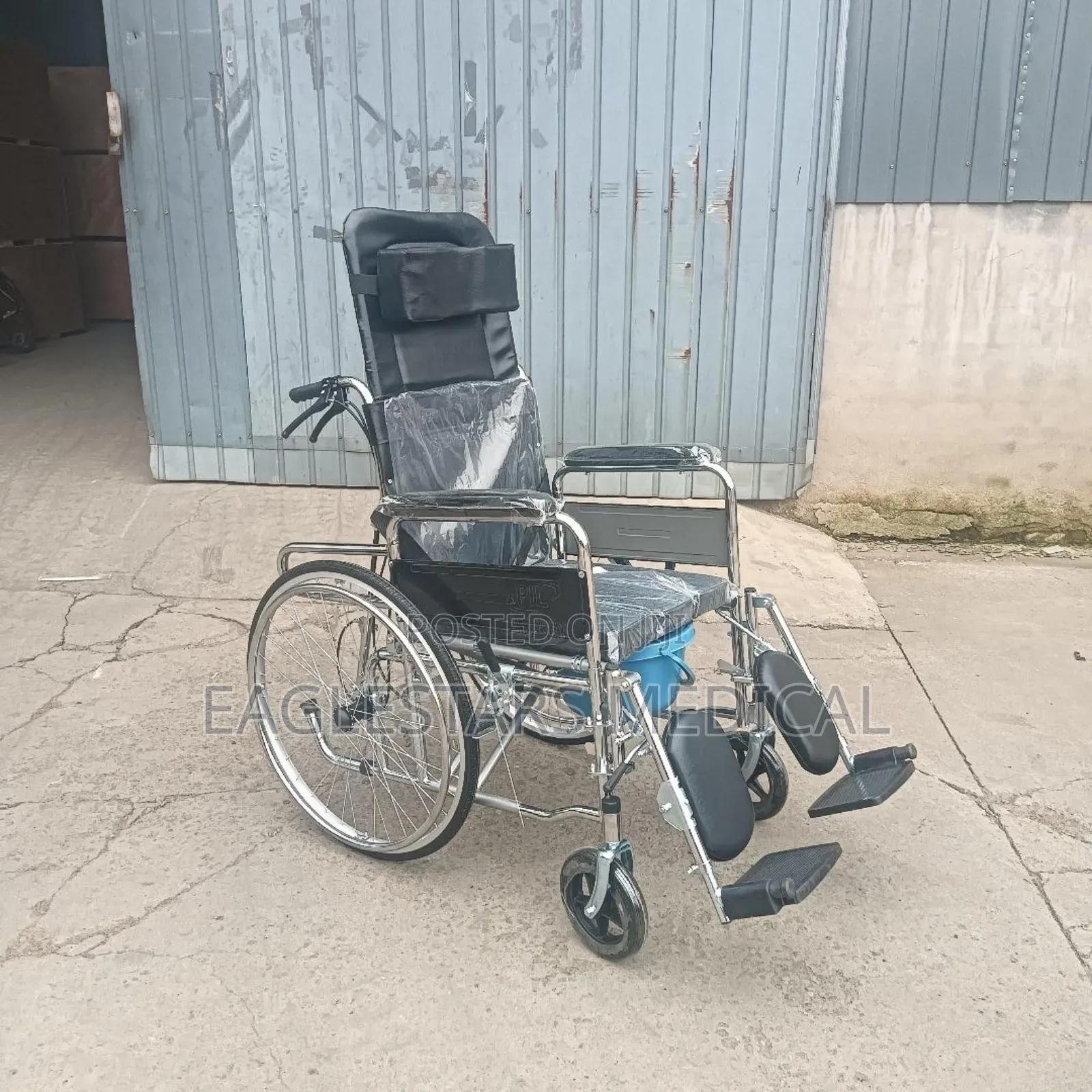 Executive Commode Wheel Chair