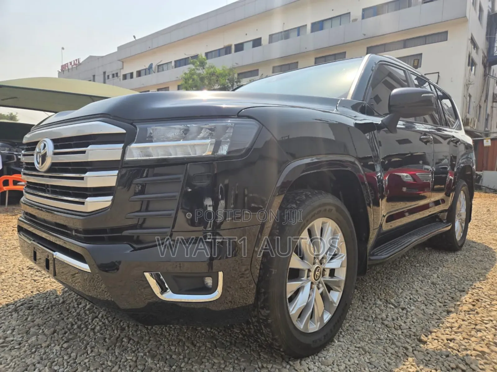 Toyota Land Cruiser J300 4.0 2022 Black