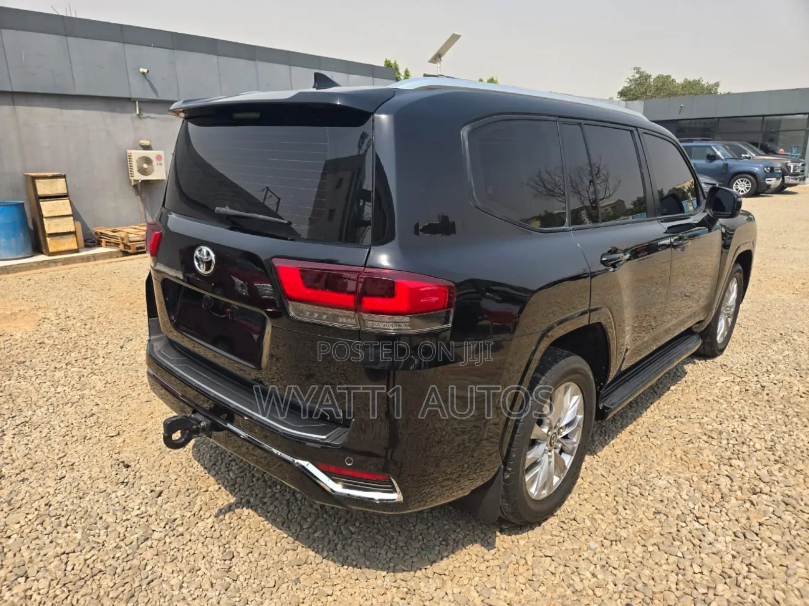 Toyota Land Cruiser J300 4.0 2022 Black
