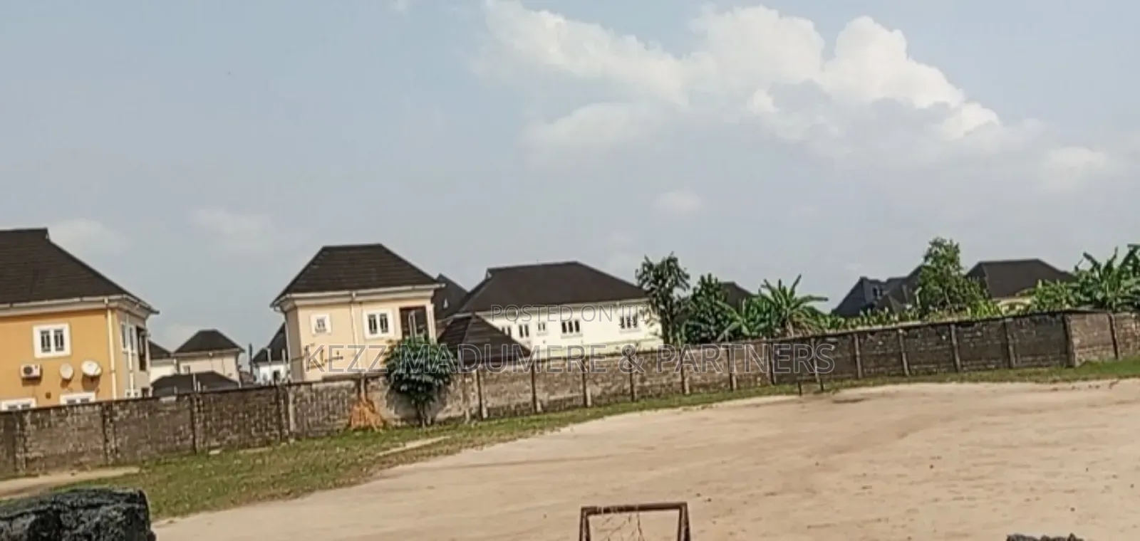 For Sale : 3 Plots on G.U.Aker Major Road,Eliozu