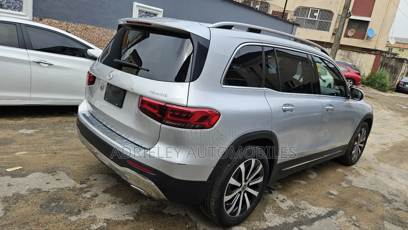 Mercedes-Benz GLB-Class GLB 250 4MATIC 2021 Silver