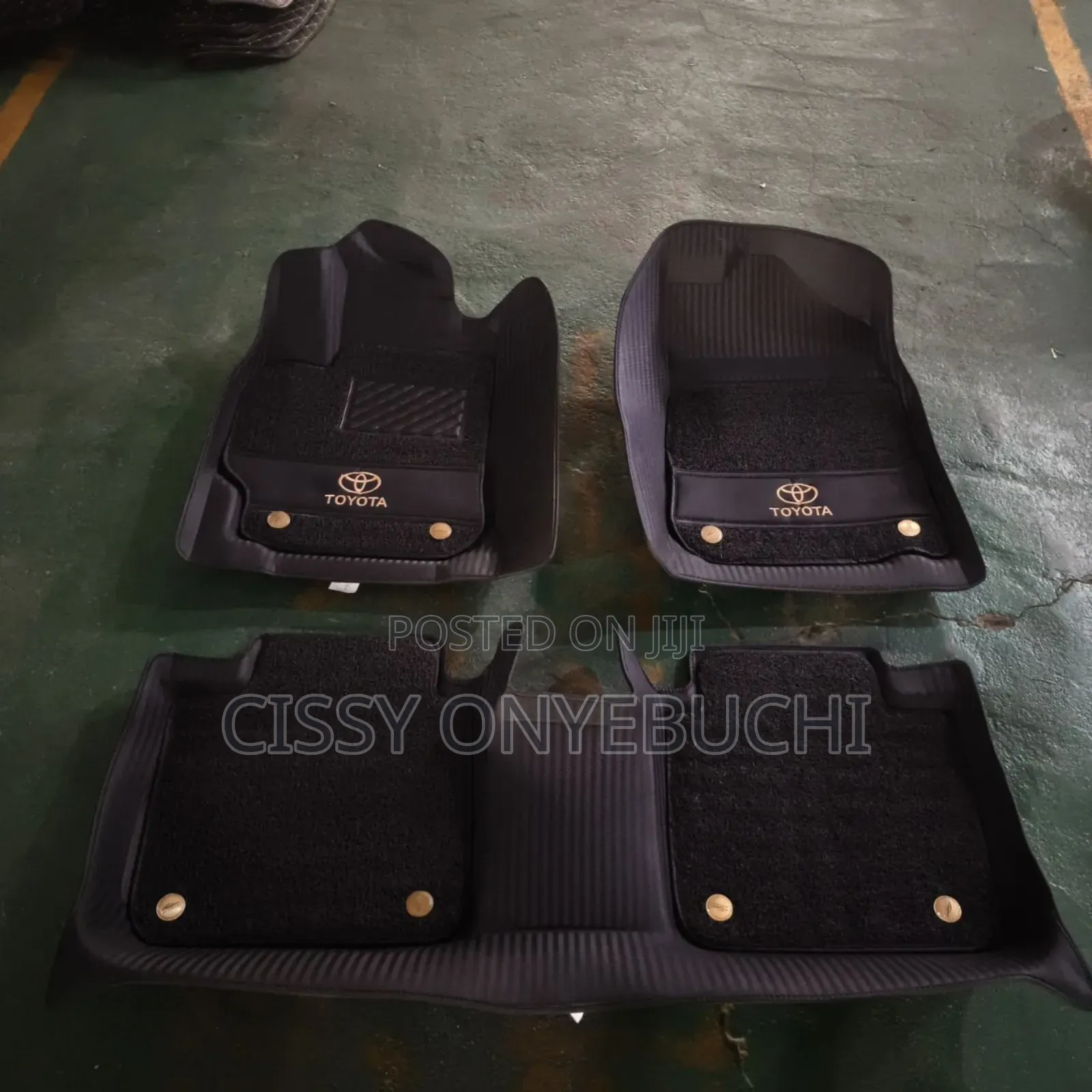 Toyota Camry Spider Footmats