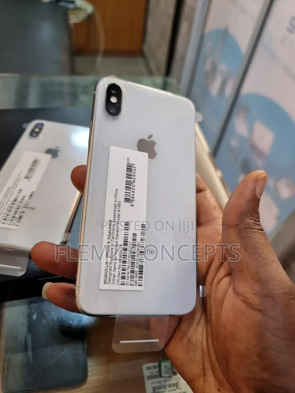 Apple iPhone X 64 GB White