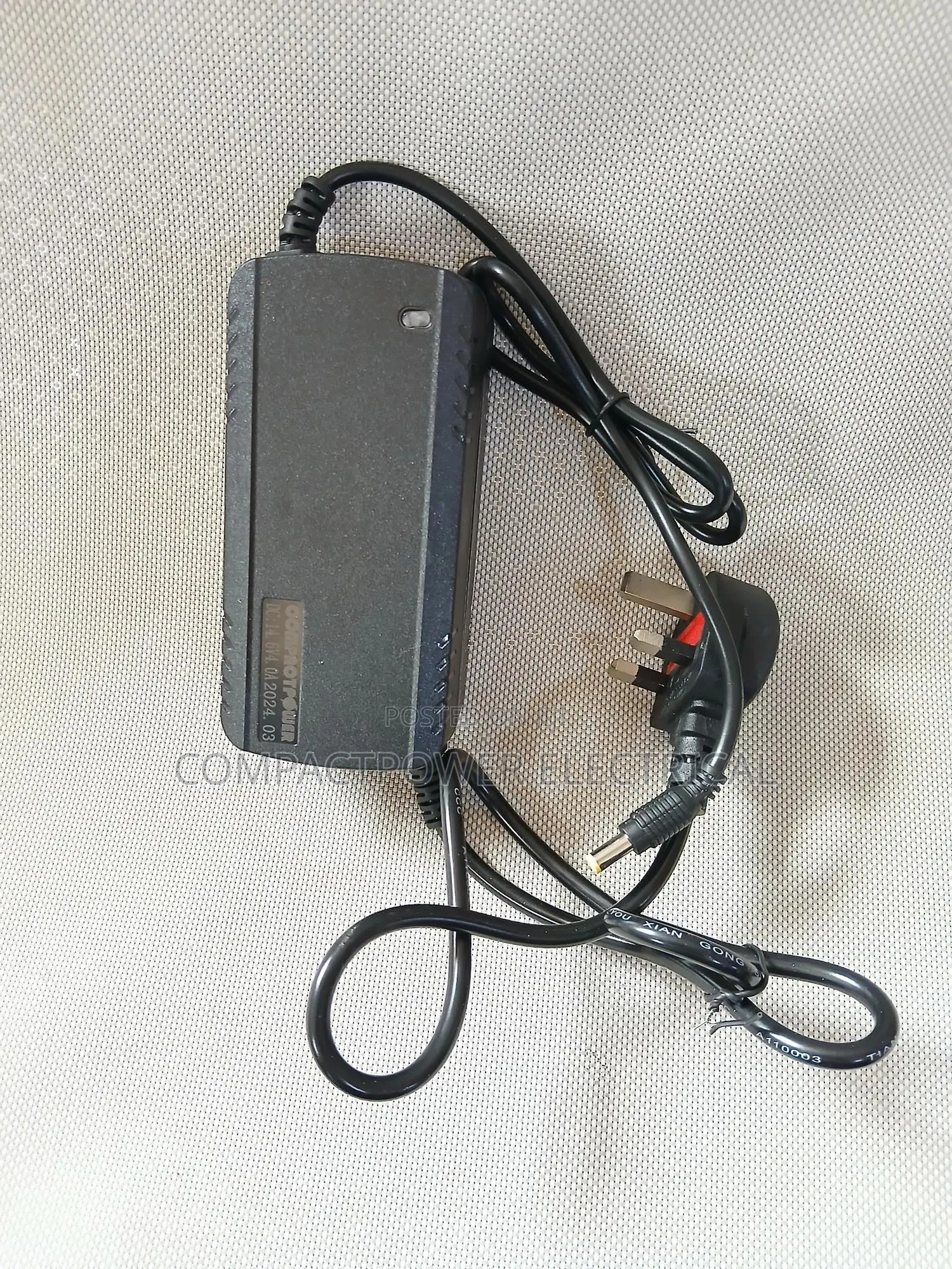 14.6v (12v) 4a Smart Lifepo4 Charger - 12v Port