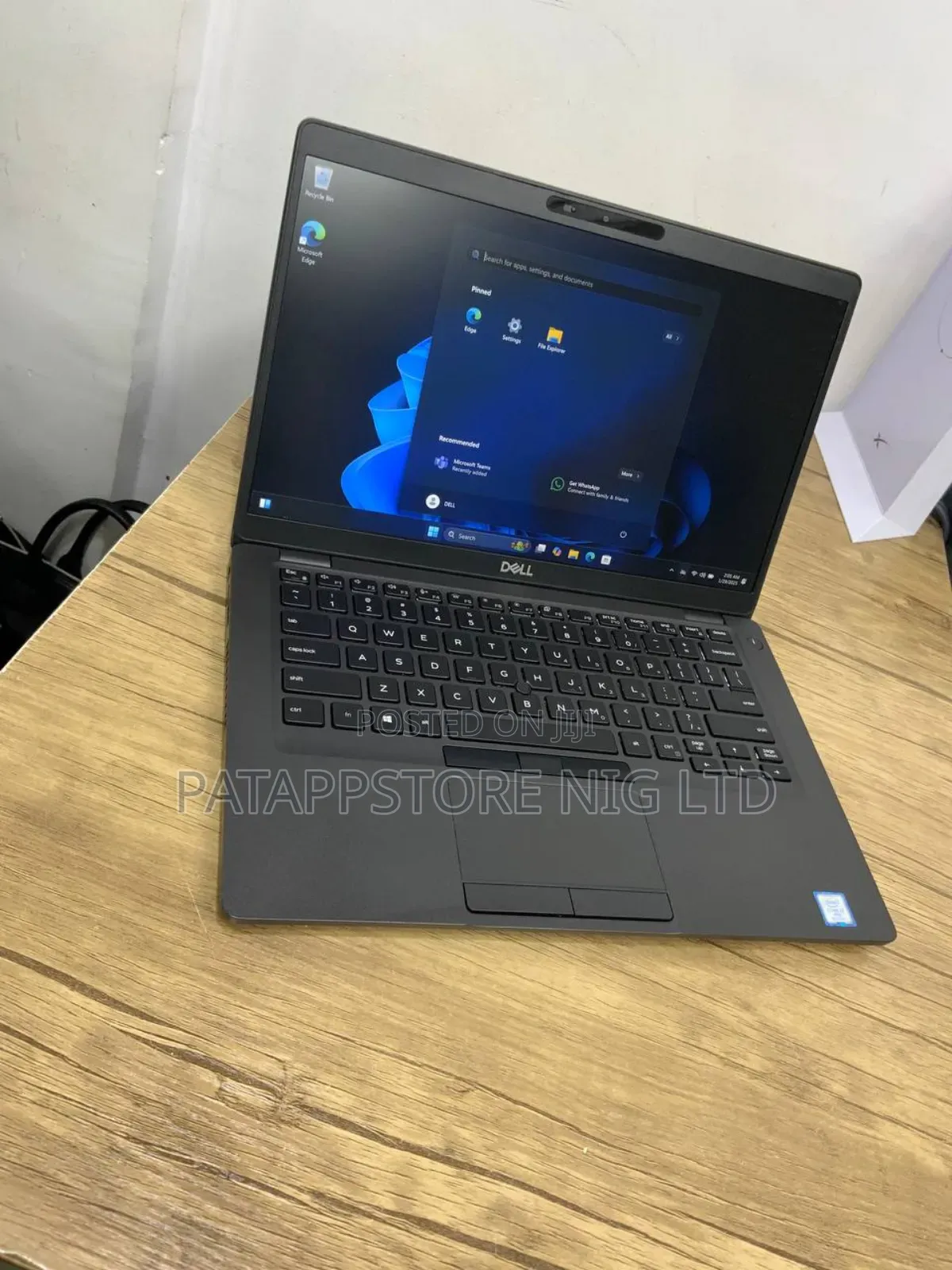 Laptop Dell Latitude 5300 16GB Intel Core i7 SSD 256GB