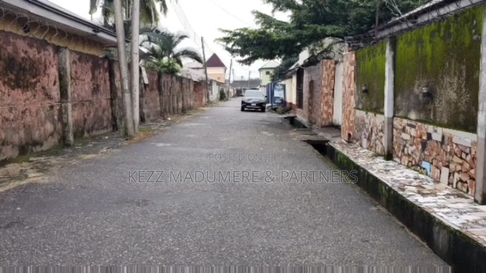 7bdrm Block of Flats in Rumuduru, Port for sale