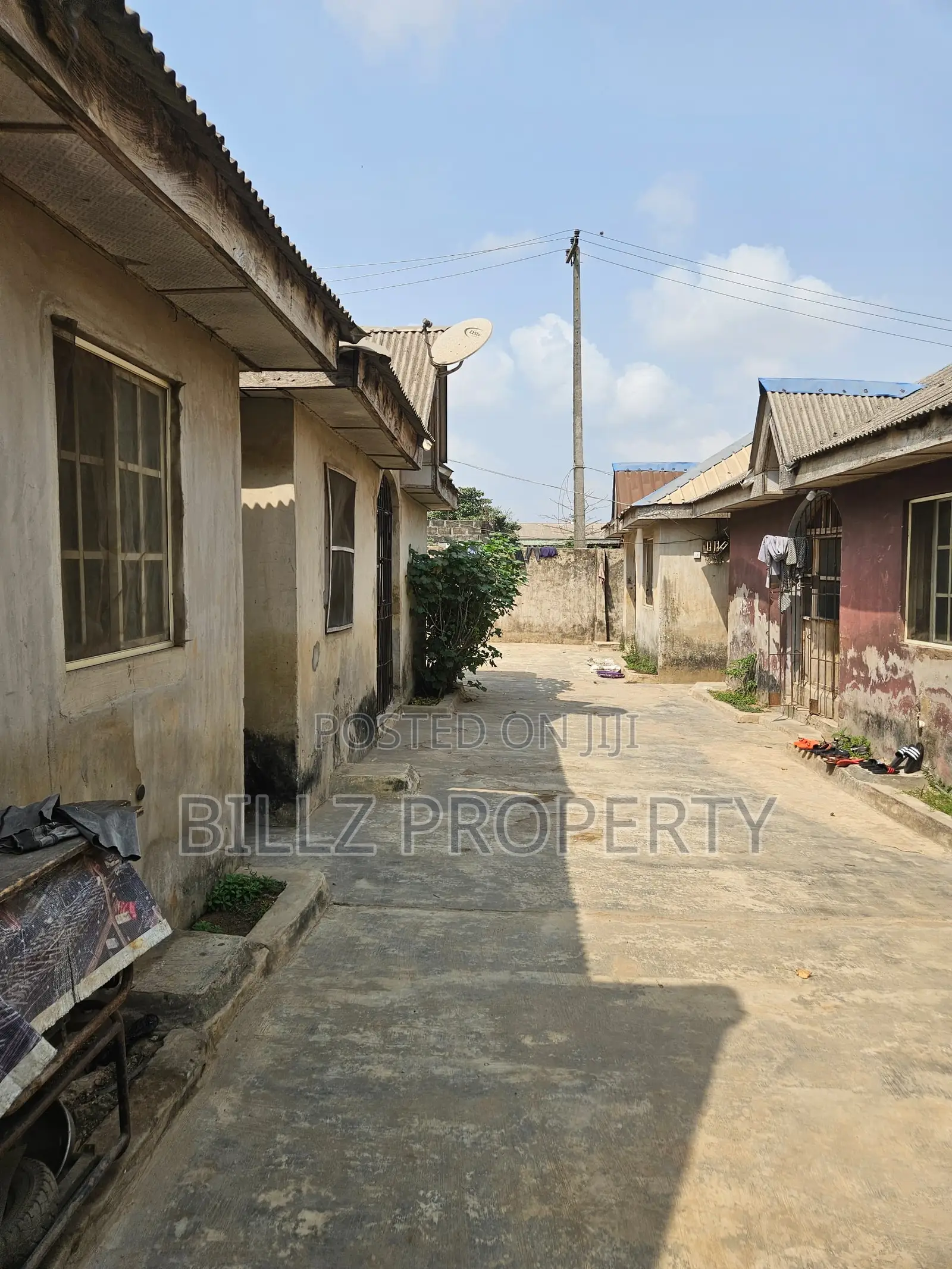 1bdrm Block of Flats in Igando for sale
