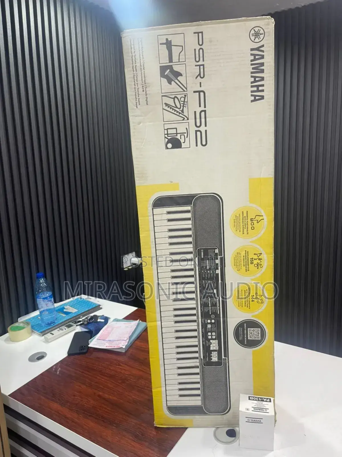 Yamaha PSR-F52 61 Keys Portable Keyboard
