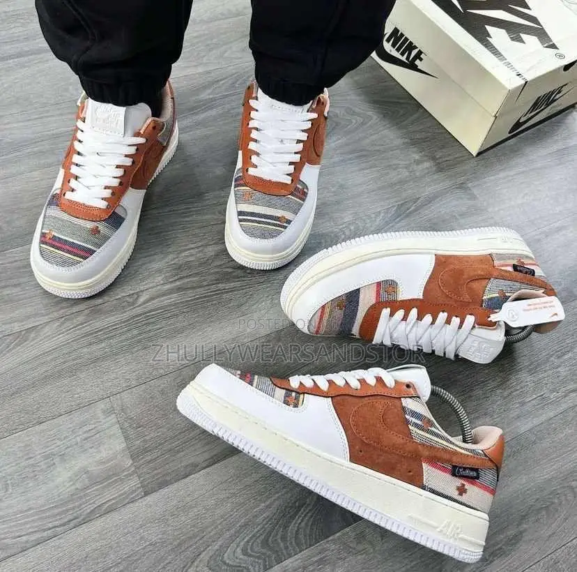 Wholesale And Retail Of All Kinds Of Nike Sneakers