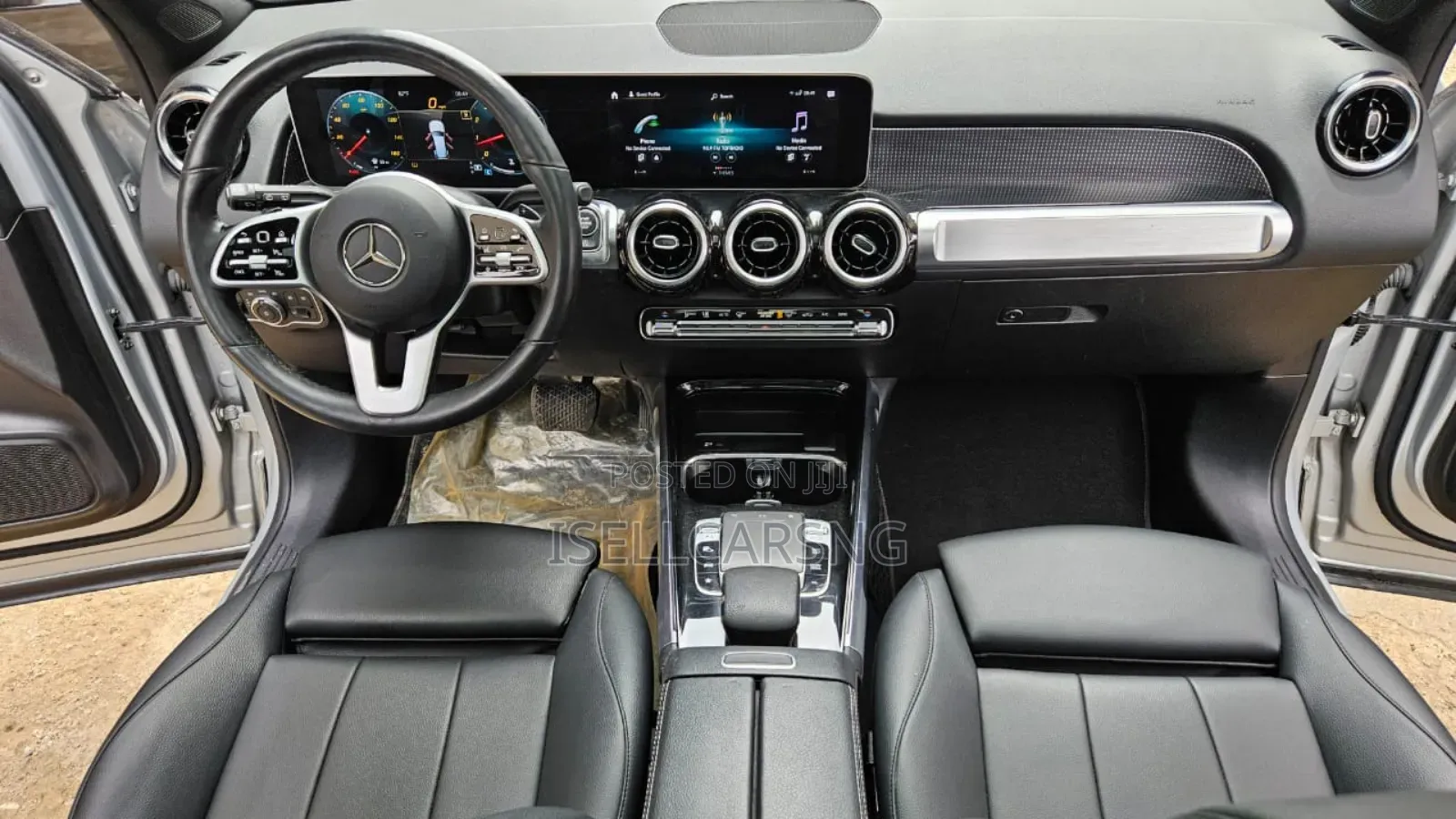 Mercedes-Benz GLB-Class GLB 250 4MATIC 2020 Silver
