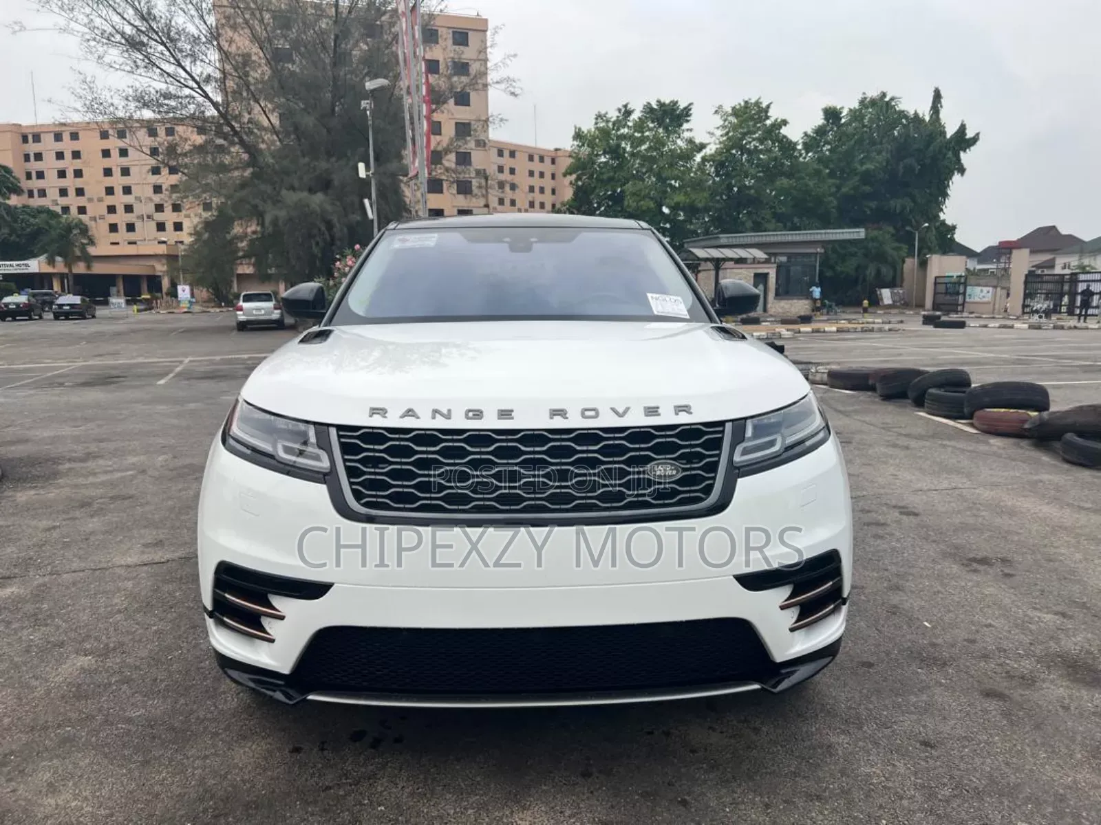 Land Rover Range Rover Velar P380 SE R-Dynamic 4x4 2018 White