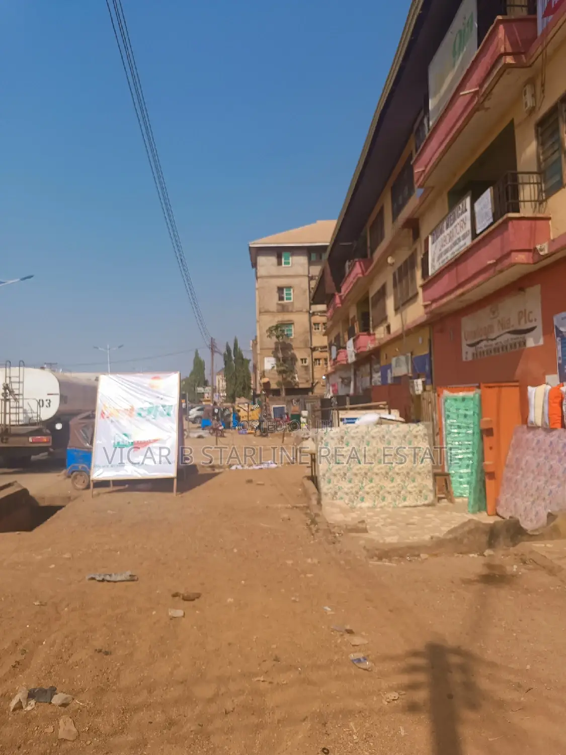 This House on 2 Plots of Land at Afikpo Road for Sale