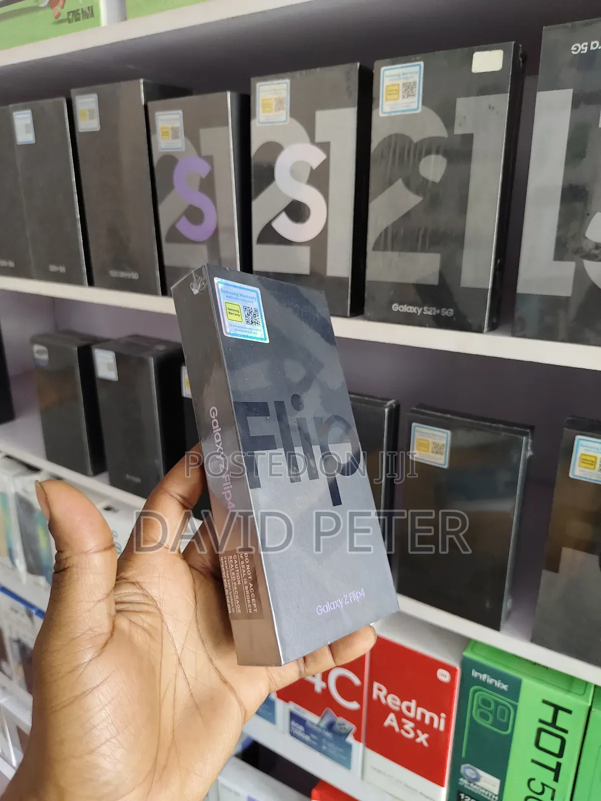 New Samsung Galaxy Z Flip4 128 GB