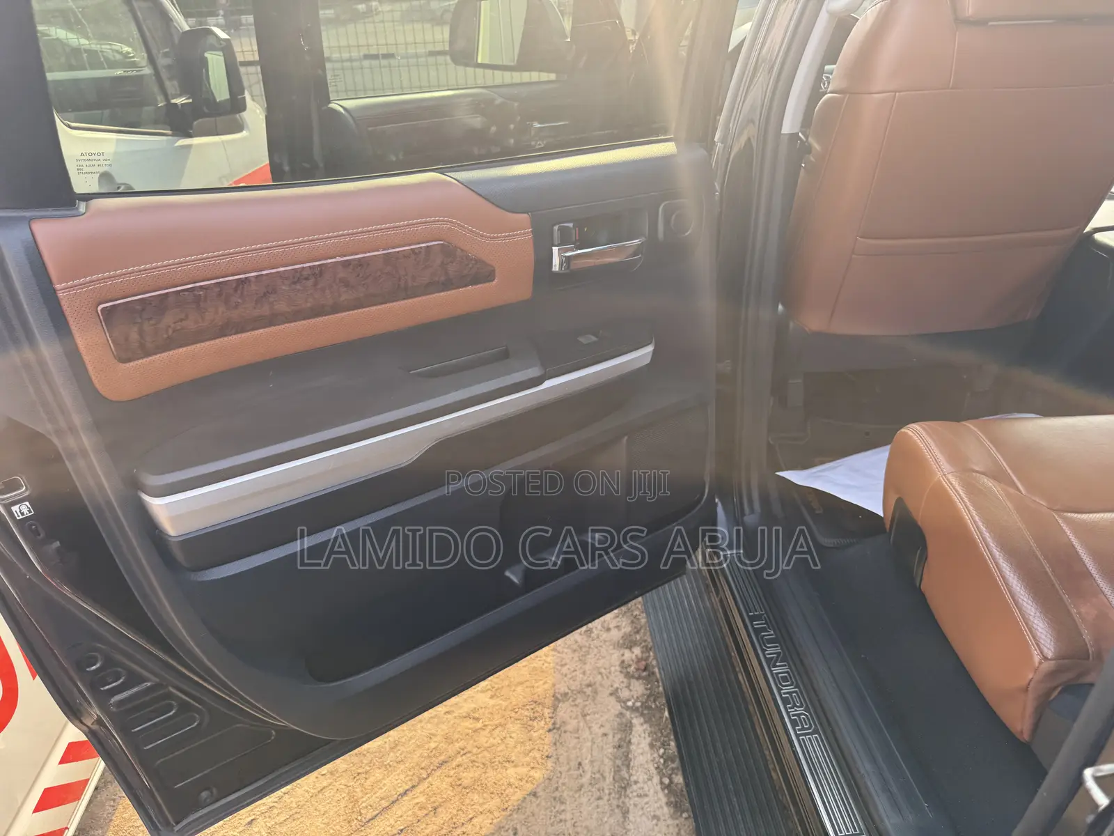 Toyota Tundra 2016 Black
