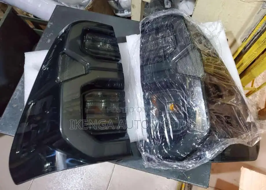 Rearlight Toyota Hilux 2020