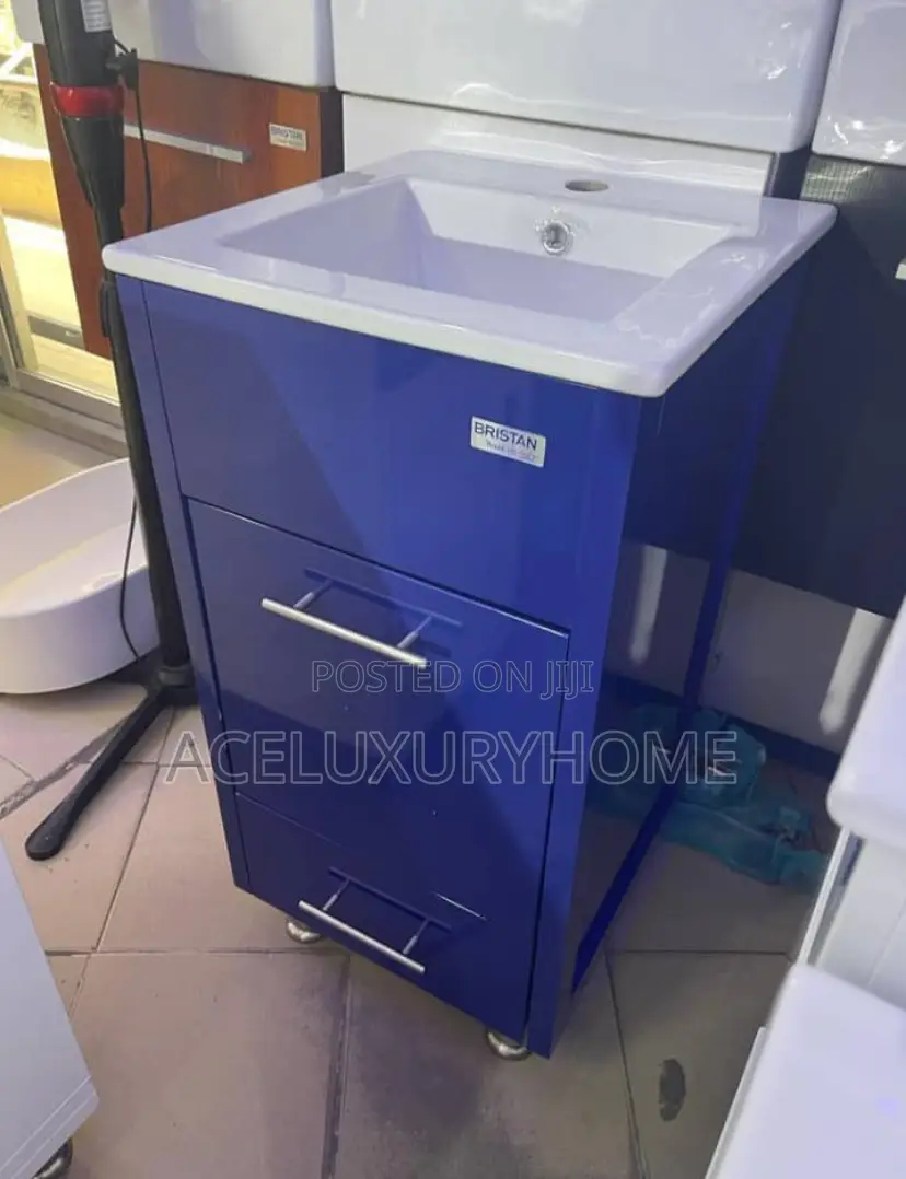 Single Cabinet