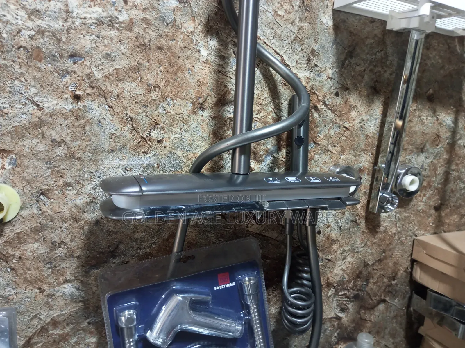 Gun Grey Shower2