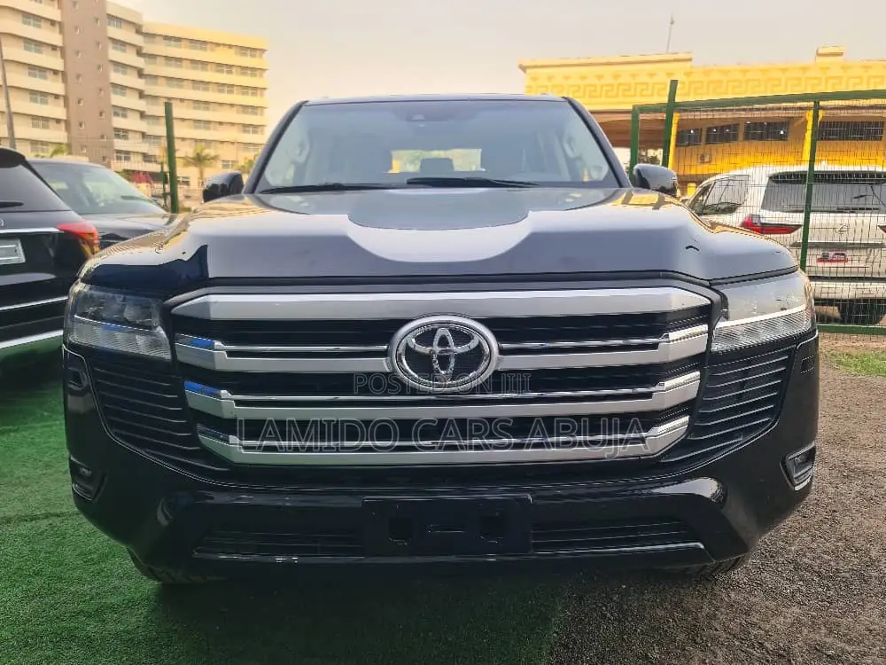 Toyota Land Cruiser 2022 Black