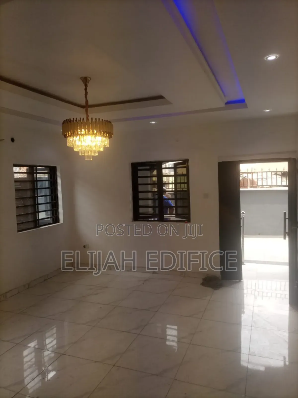 Furnished 11bdrm Block of Flats in Ilupeju, Oshodi for rent