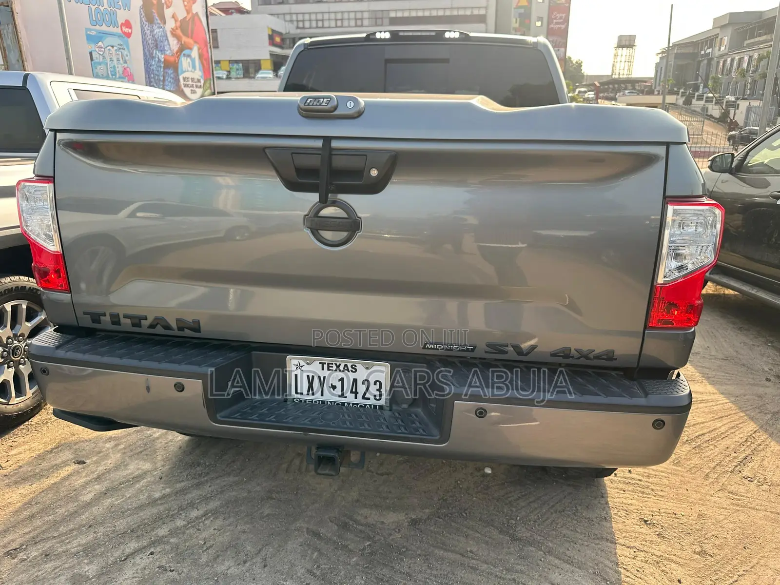 Nissan Titan 2018 Gray