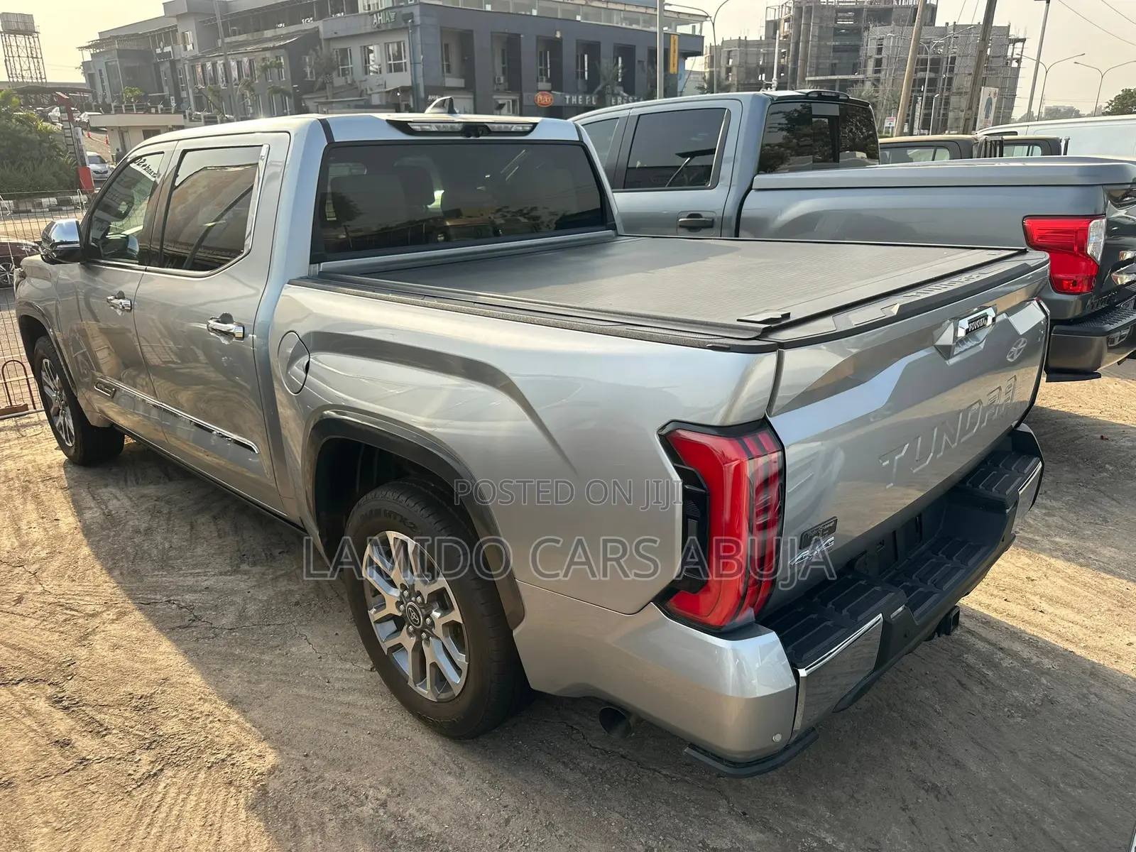Toyota Tundra 2022 Silver