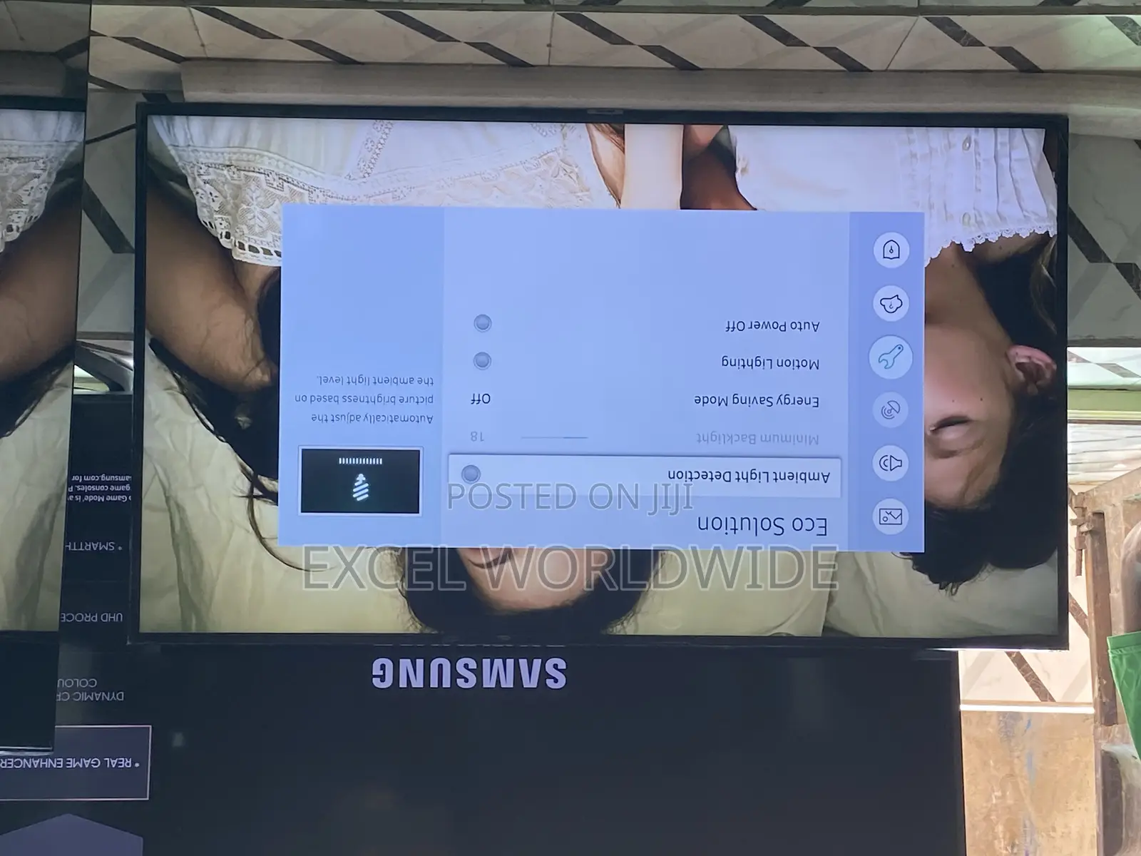 Neat 43 Inches Samsung Uhd Smart Tv With Apple Airplay